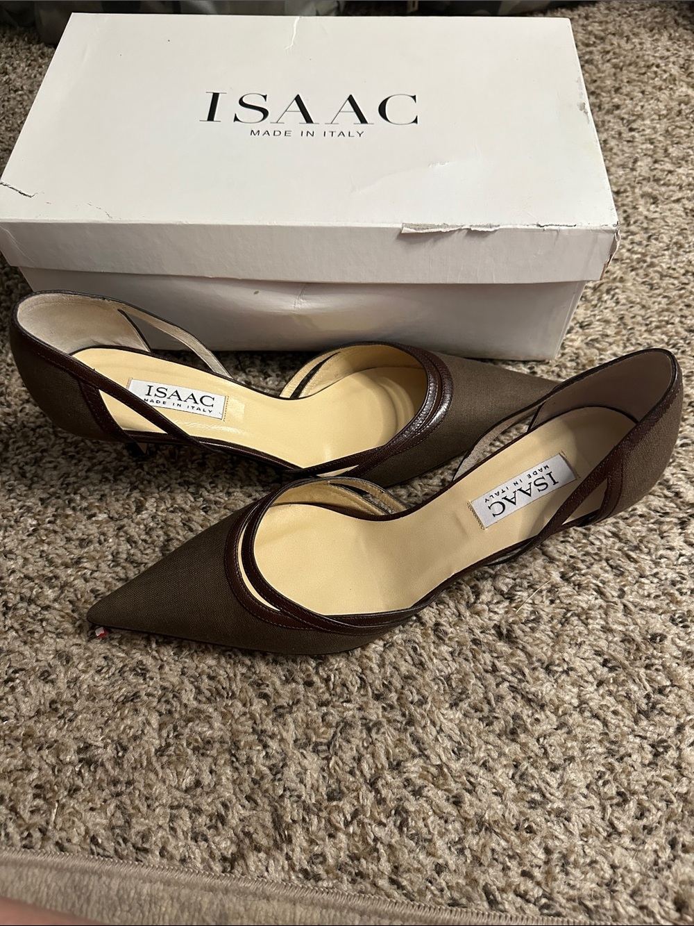 Made in Italy Brown Pointed-Toe Slingback Pumps-never been worn